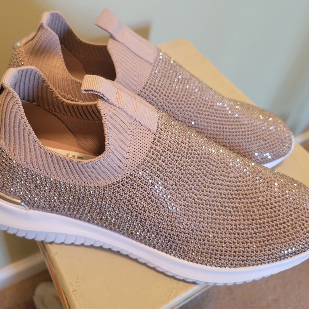Anne Klein Blush/Bling Sneakers